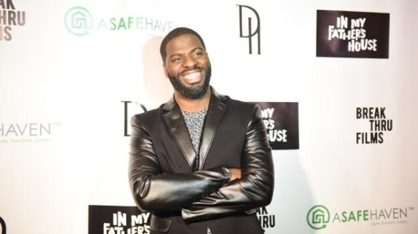 Rhymefest finds homeless father after 25 years "In MynFather'sHouse"